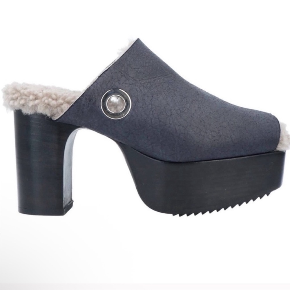 RICK OWNES Bea Arthur Platform Sherpa Mule Clog in Black/Dirt euro38/US8